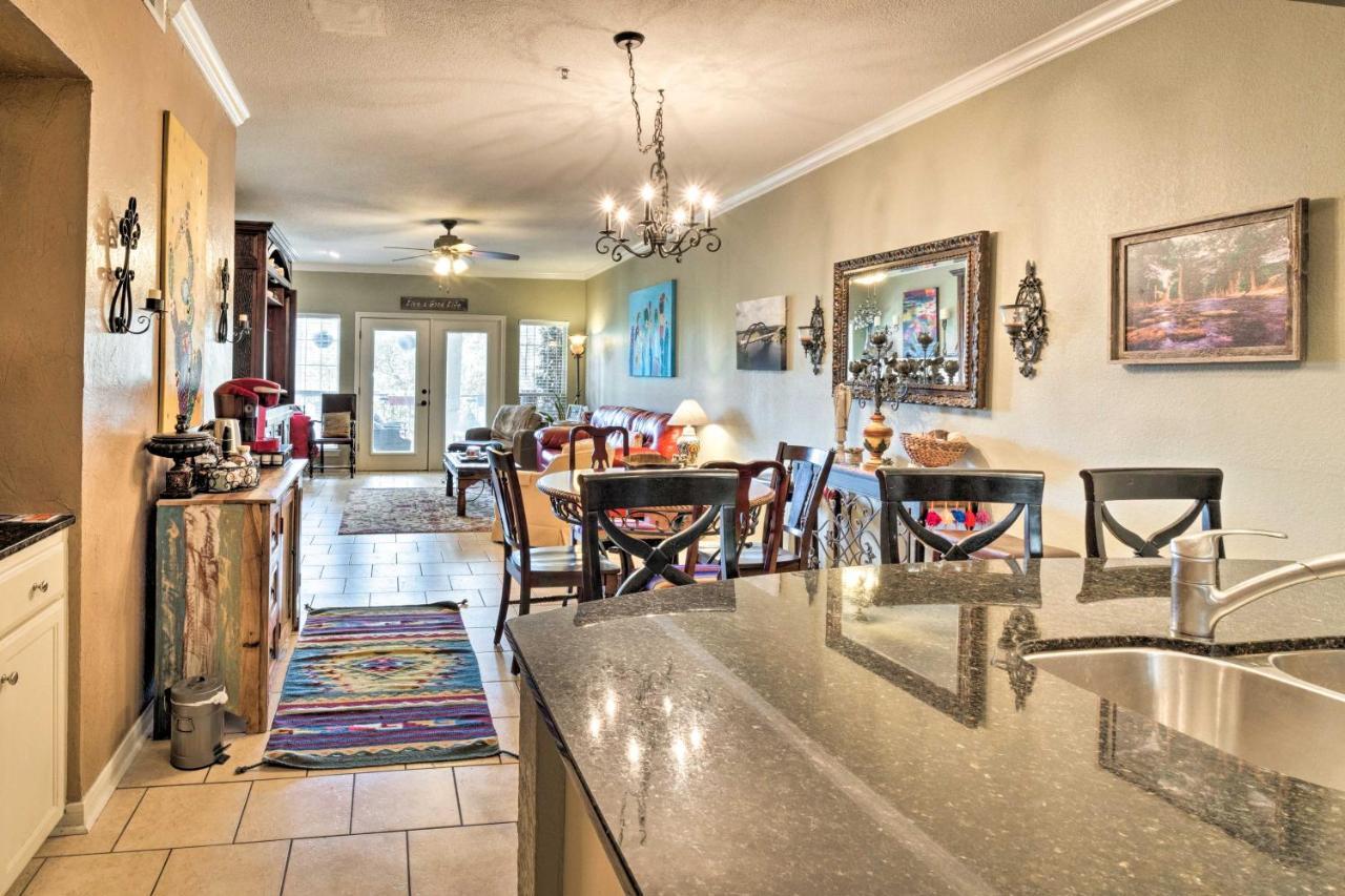 Lakefront Lago Vista Condo With Resort Amenities! Kültér fotó